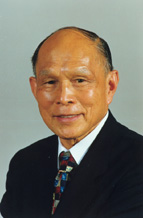 霍英东（1923—2006）