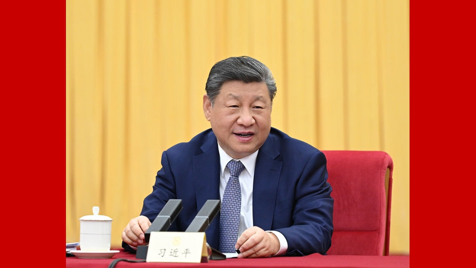 习近平看望参加政协会议的农工党九三学社医药卫生界社会福利和社会保障界委员