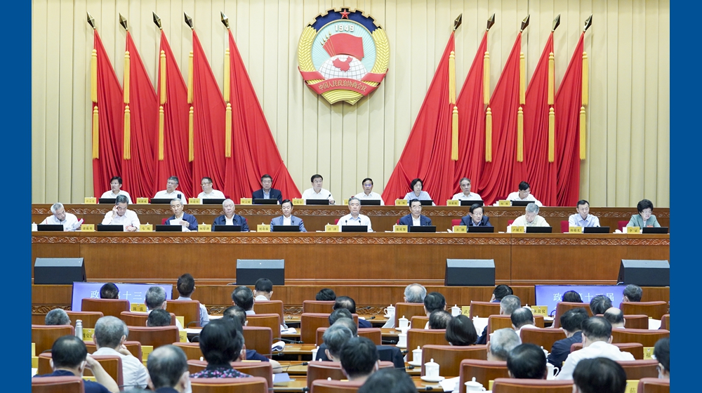 全国政协十三届常委会第十八次会议举行全体会议 围绕“建设更高水平的<br>平安中国”进行大会发言 汪洋出席