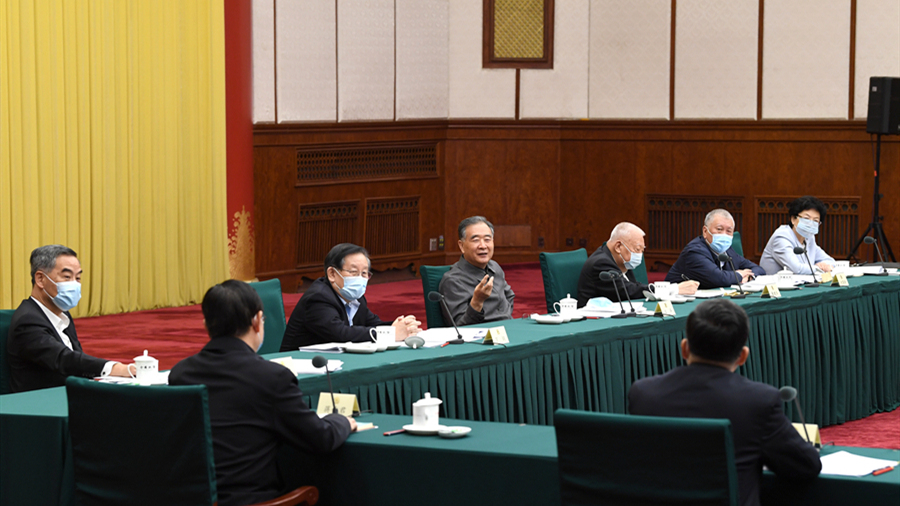 全国政协召开双周协商座谈会 围绕“加强港澳青少年爱国主义教育”协商议政<br> 汪洋主持