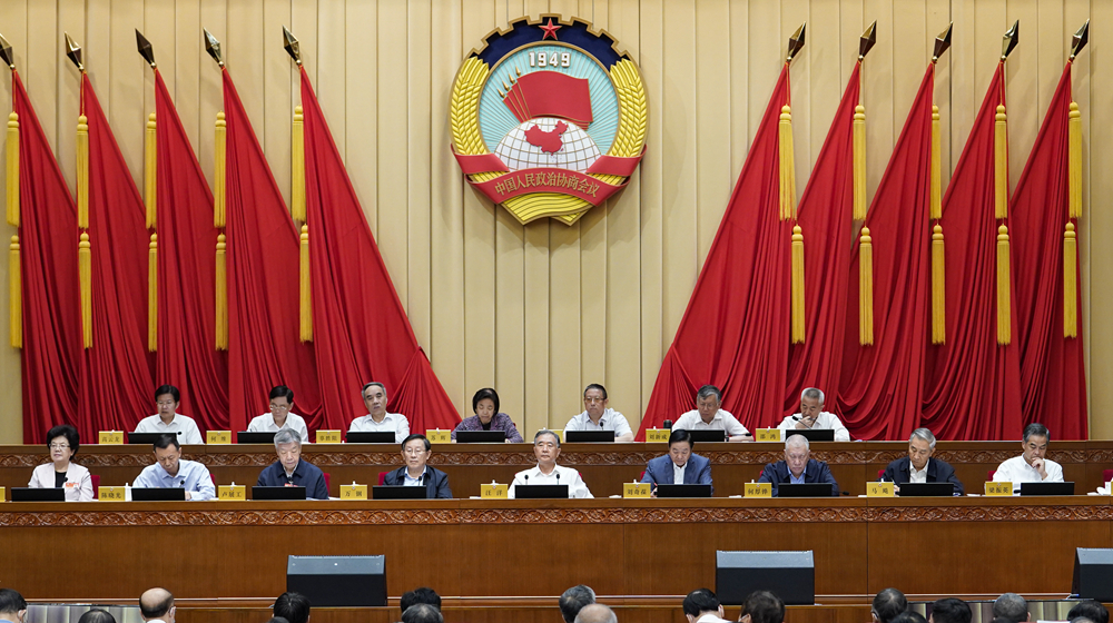 全国政协十三届常委会第二十三次会议举行全体会议 围绕“坚持实施就业优先政策”进行大会发言 汪洋出席