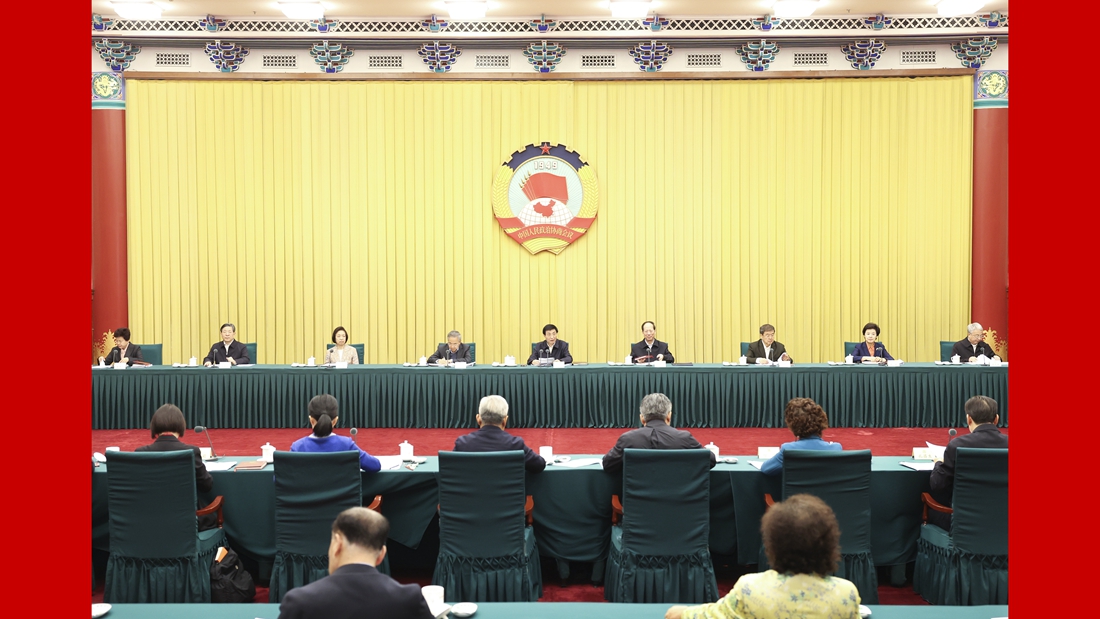 全国政协召开双周协商座谈会 围绕“调动种粮农民和粮食主产区的种粮积极性，夯实粮食安全的根基”协商议政 王沪宁主持