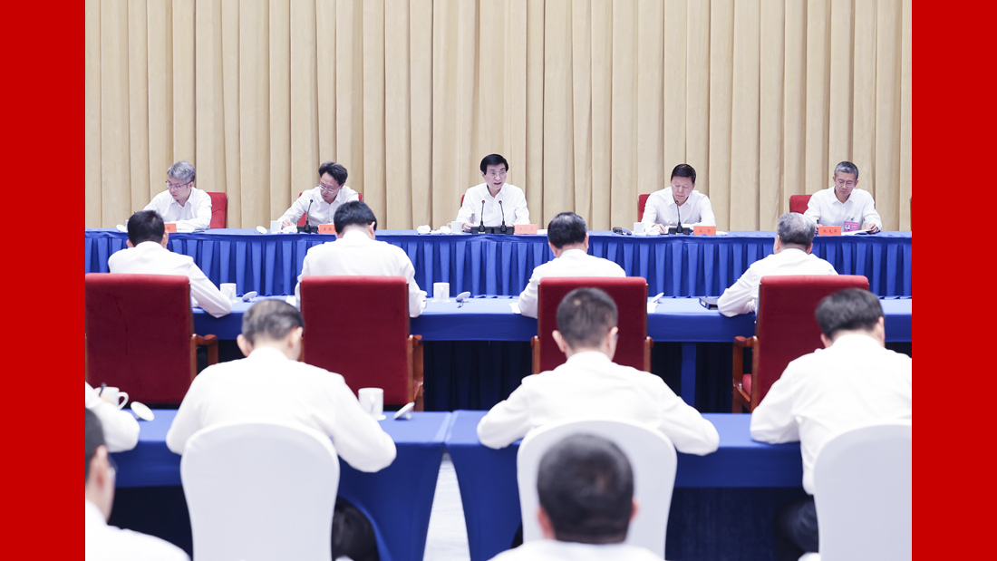 王沪宁在两岸融合发展示范区建设专题推进会上强调 高质量建设两岸融合发展示范区