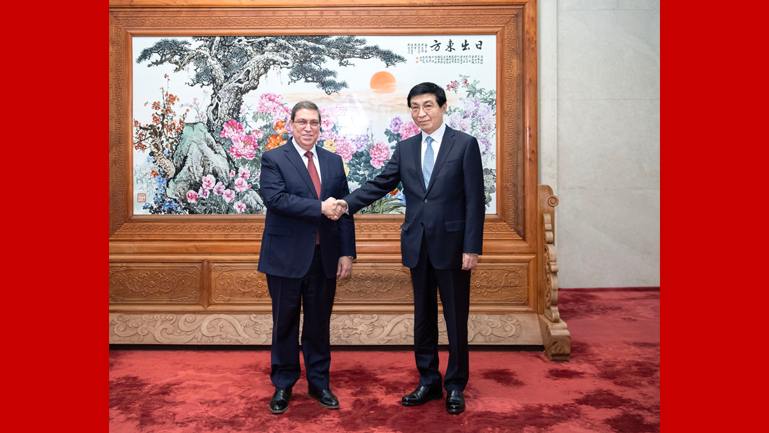 王沪宁会见古巴党和政府特使、古共中央政治局委员、外交部长罗德里格斯
