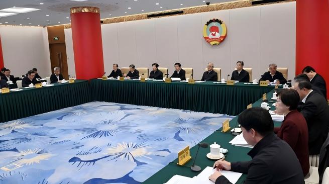 全国政协召开远程协商会 围绕“推动生物医药产业健康发展”协商议政 王沪宁主持