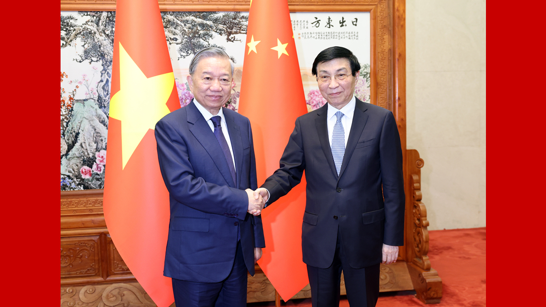 王沪宁分别会见越共中央总书记、国家主席苏林，新西兰议长布朗利