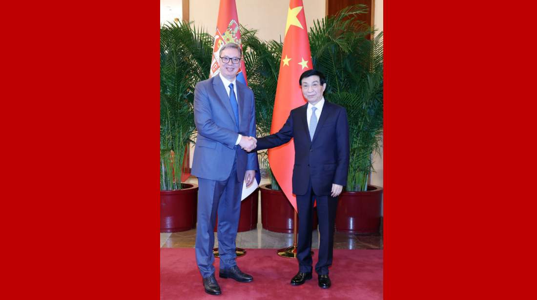 王沪宁会见塞尔维亚总统武契奇