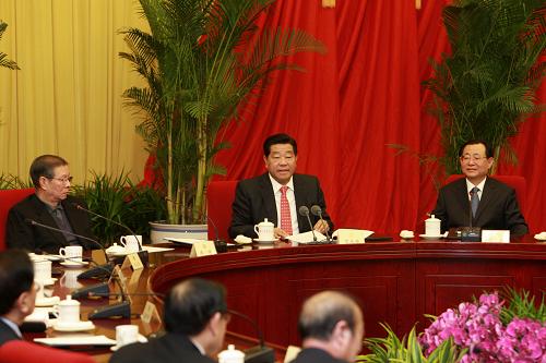 11月17日,政协第十一届全国委员会第二十次主席会议在北京召开。中共中央政治局常委、全国政协主席贾庆林主持会议并讲话。新华社记者 庞兴雷 摄