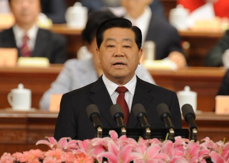 全国政协主席贾庆林向大会作工作报告。