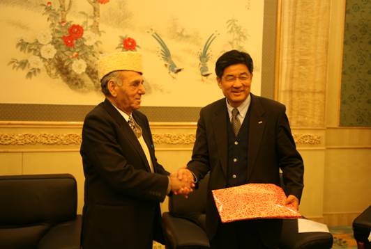 Tian Congming met Honorary President of ACRP