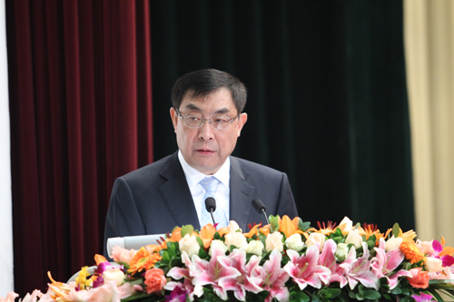 获奖代表民建中央副主席马培华发言。 程炜 摄