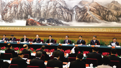 11月10日，中国共产党第十八次全国代表大会主席团在北京人民大会堂举行第二次会议。胡锦涛、吴邦国、温家宝、贾庆林、李长春、习近平、李克强、贺国强、周永康等出席会议。 　　新华社记者 鞠 鹏摄