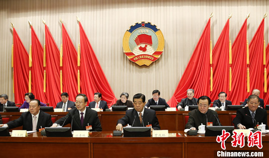 2月1日，中国人民政治协商会议第十一届全国委员会常务委员会第二十次会议在北京闭幕。中新社发 盛佳鹏 摄