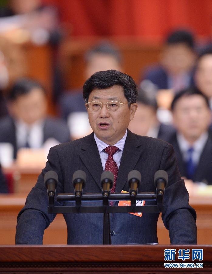 3月7日，全国政协十二届一次会议在北京人民大会堂举行第二次全体会议。这是迟福林委员作《以政府改革带动全面改革的突破》的发言。新华社记者 王晔 摄